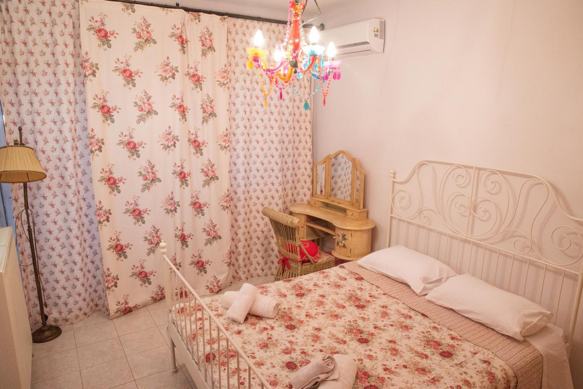 The Early Bird - Cosy 2-Floor House With Garden Villa Александруполис Екстериор снимка