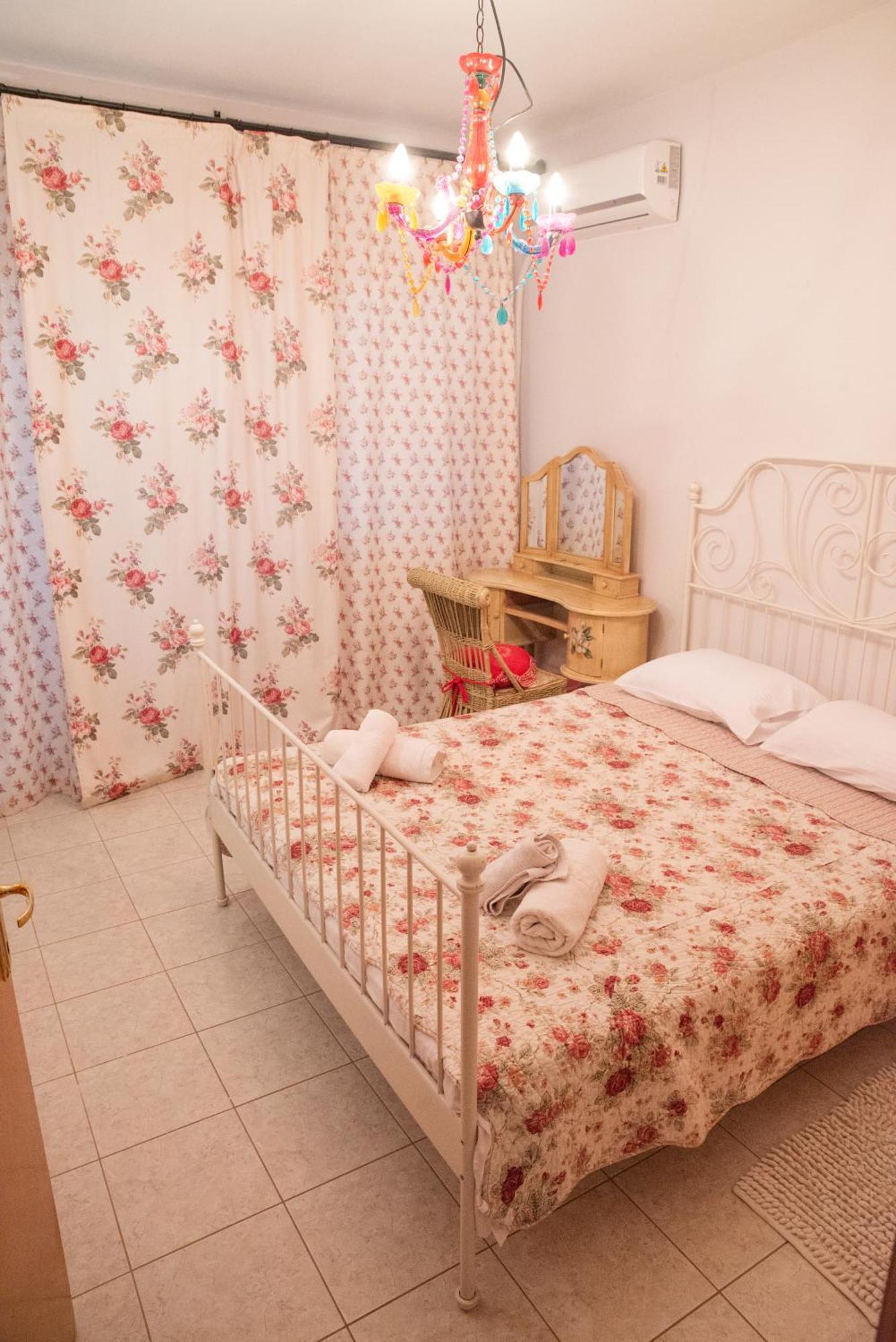 The Early Bird - Cosy 2-Floor House With Garden Villa Александруполис Екстериор снимка